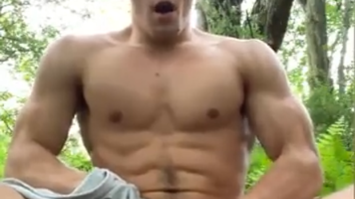 Landon Eatin Puss